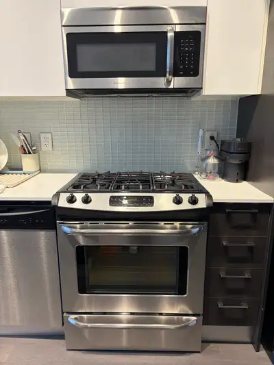 30” Frigidaire Stainless Steel Gas Range +  Microwave, View more