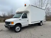 17,000 kms 2005 FORD E 450 fully insulated mint