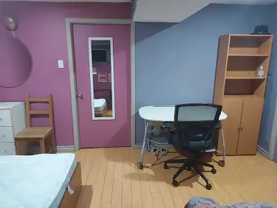 Bayview/Sheppard **Fully Furnished All Inclusive Room Near TTC**