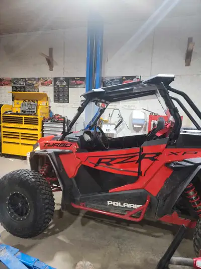 polaris xp 1000 turbo front window, rear window, 4 point harness signal lights very nice shape owned...