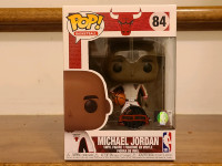 Funko POP! Basketball: Chicago Bulls - Michael Jordan (Warm-Ups)