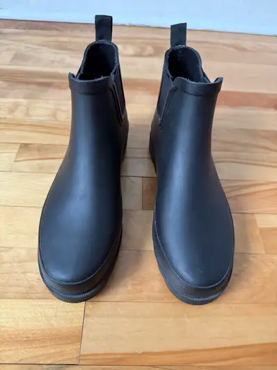 Matt & Nat Rain Boots - Size 41, View more