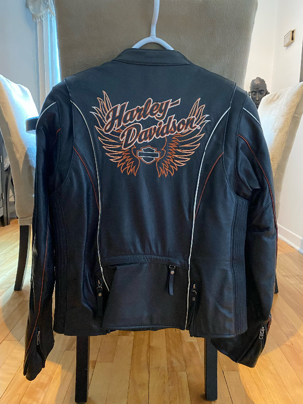 Woman Harley Davidson Leather Jacket - small in Women's - Tops & Outerwear in Ottawa - Image 2