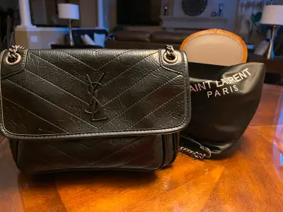 YSL purse. Excellent condition. $450
