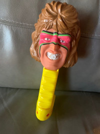 WWF Ultimate Warrior Squirt Head and Squirt Gtrip and Water Pump