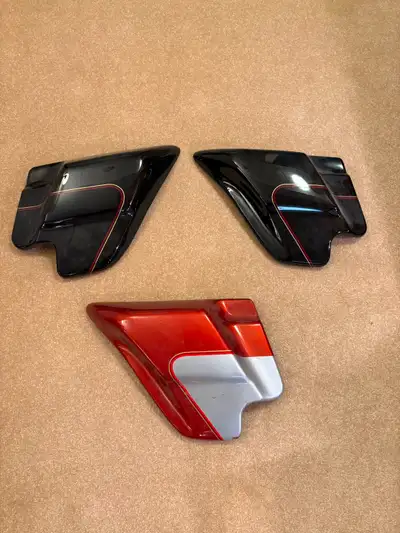 2 LH and 1 RH side covers. $20 for all or $10 ea.