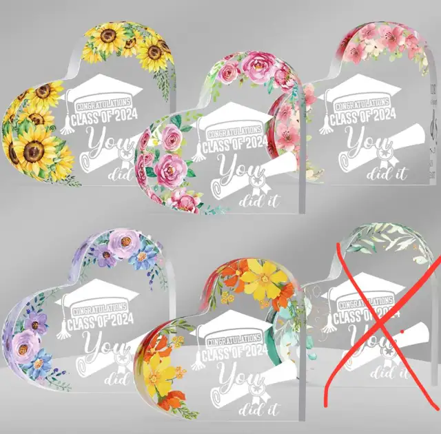 5 Pcs 2024 Graduation Gifts  Acrylic Heart Paperweight Decoratio in Home Décor & Accents in City of Toronto - Image 2