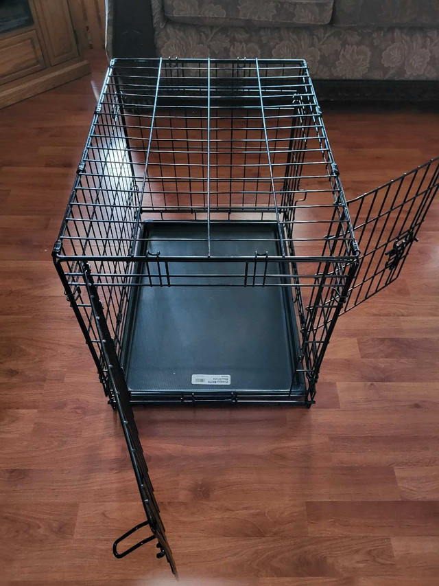 Dog Crate + Tray + Cover in Other in Mississauga / Peel Region