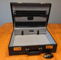 Buxton Briefcase- (New with Tag)
