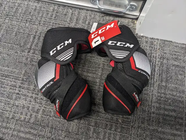 CCM Jetspeed FT1 Senior Large Elbow Pads NEW WITH TAGS in Hockey in City of Toronto - Image 2