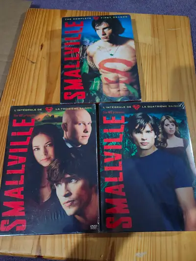Smallville DVD Saisons 1, 3, 4, View more