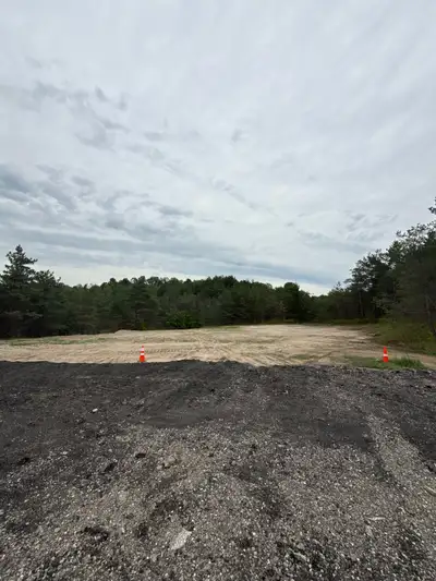 OUTDOOR PARKING & STORAGE SPACE FOR RENT — NEAR TOTTENHAM / HIGHWAY 9 Looking for a safe, quiet and...
