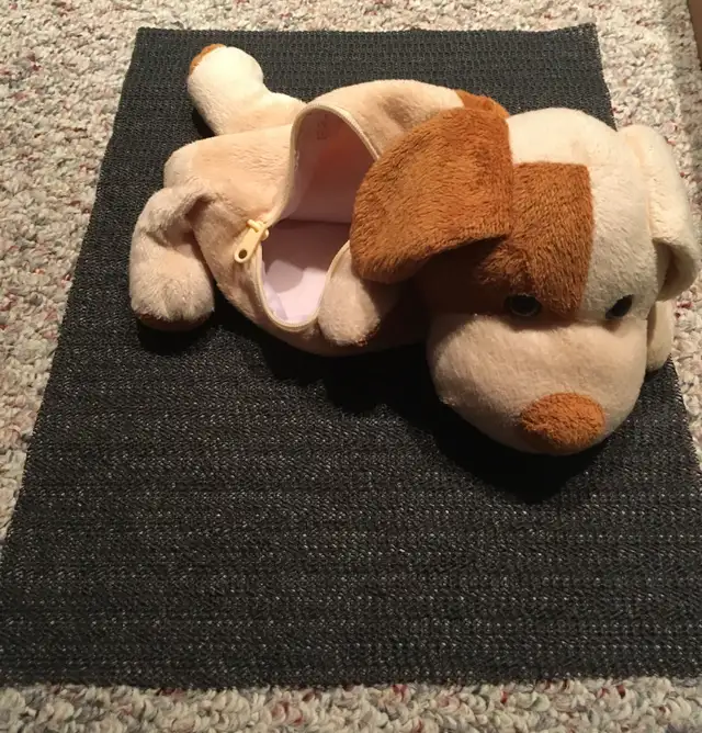 Vintage Sunbeam Hot Water Bottle Cover in Home Décor & Accents in Winnipeg - Image 2