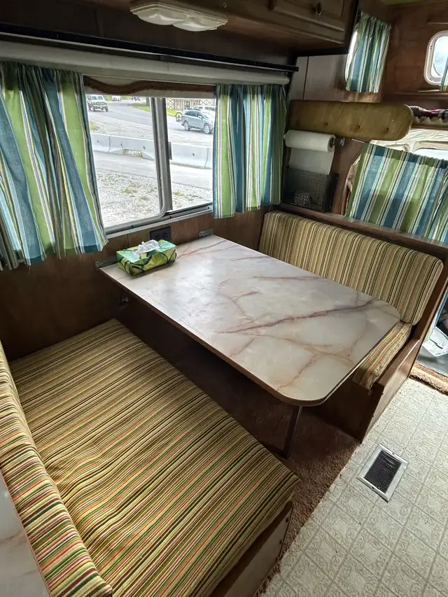 1981 RV with six brand new tires in RV & Camper Parts & Accessories in Cranbrook - Image 9
