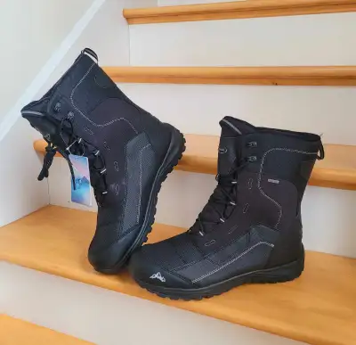 NEW Men's Size 13 ROCKMARK Winter Snow Boots. Ultra Soft Inside., View more