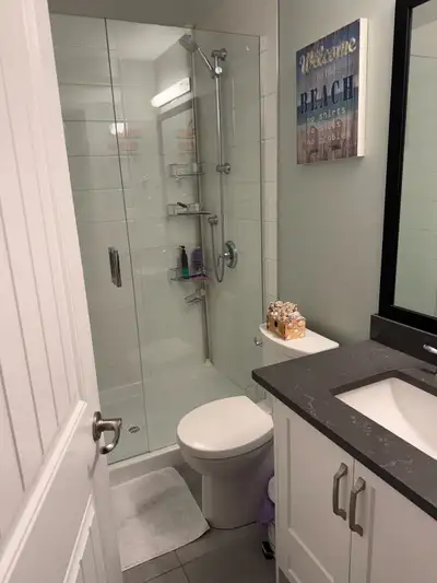 Room for rent in westhills Langford. Queen sized bed, high boy, end table. Shared bathroom with 1 ot...