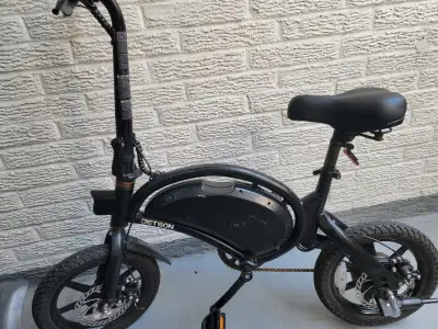 Jetson Bolt pro ebike 450 used 20km summer ride, View more