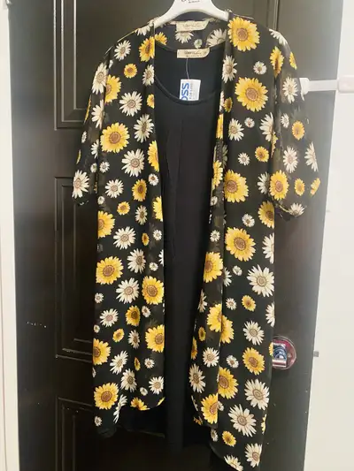 Liberty Love Maternity Dress & Kimono Set - Size S, View more