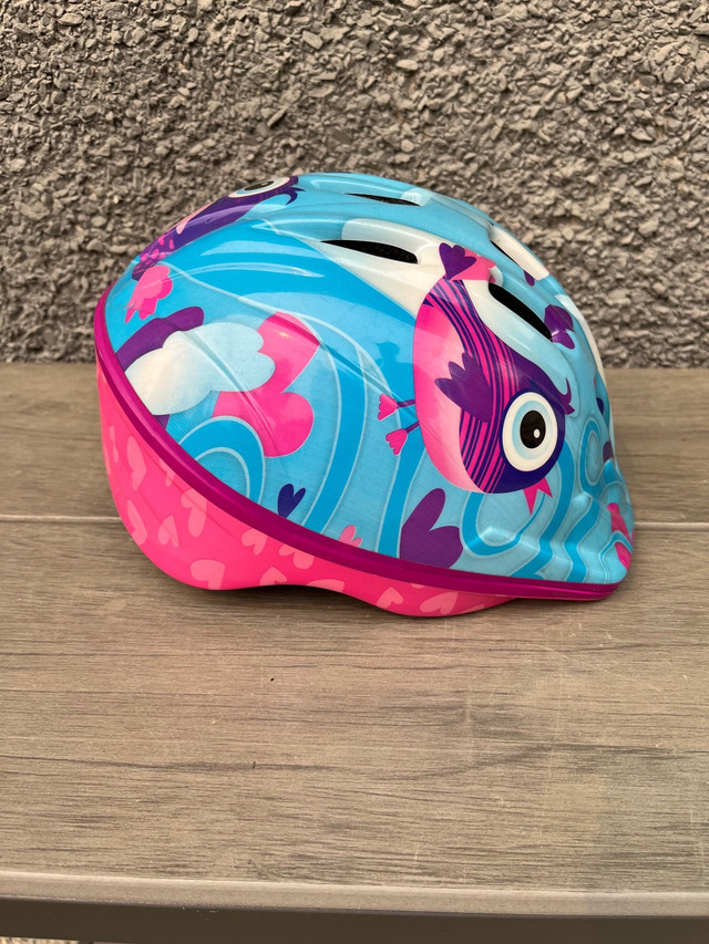 Kids helmet / kids bike helmet in Kids in Edmonton