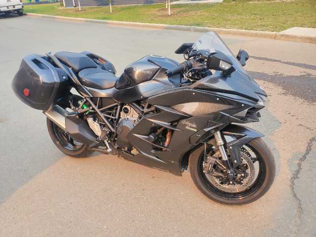 2018 Kawasaki h2sx supercharged in Sport Touring in Fort McMurray