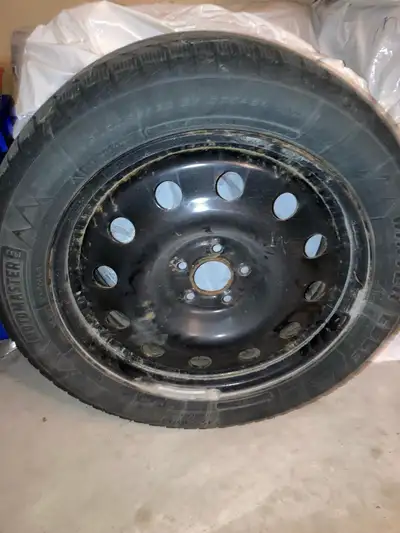 18 inch winter tires and rims, in great shape only used one season. Off a 2024 Ford Escape. Stored i...