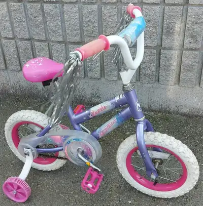 MOVELO "RAZZLE" BIKE WITH TRAINING WHEELS, View more