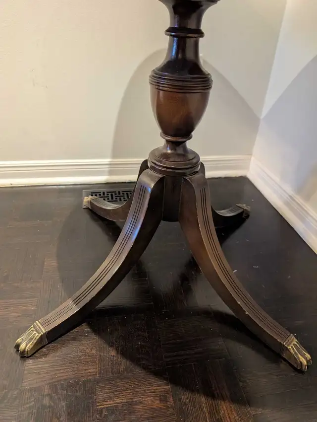 Antique Solid Wood Round Side Table in Other Tables in City of Toronto - Image 4