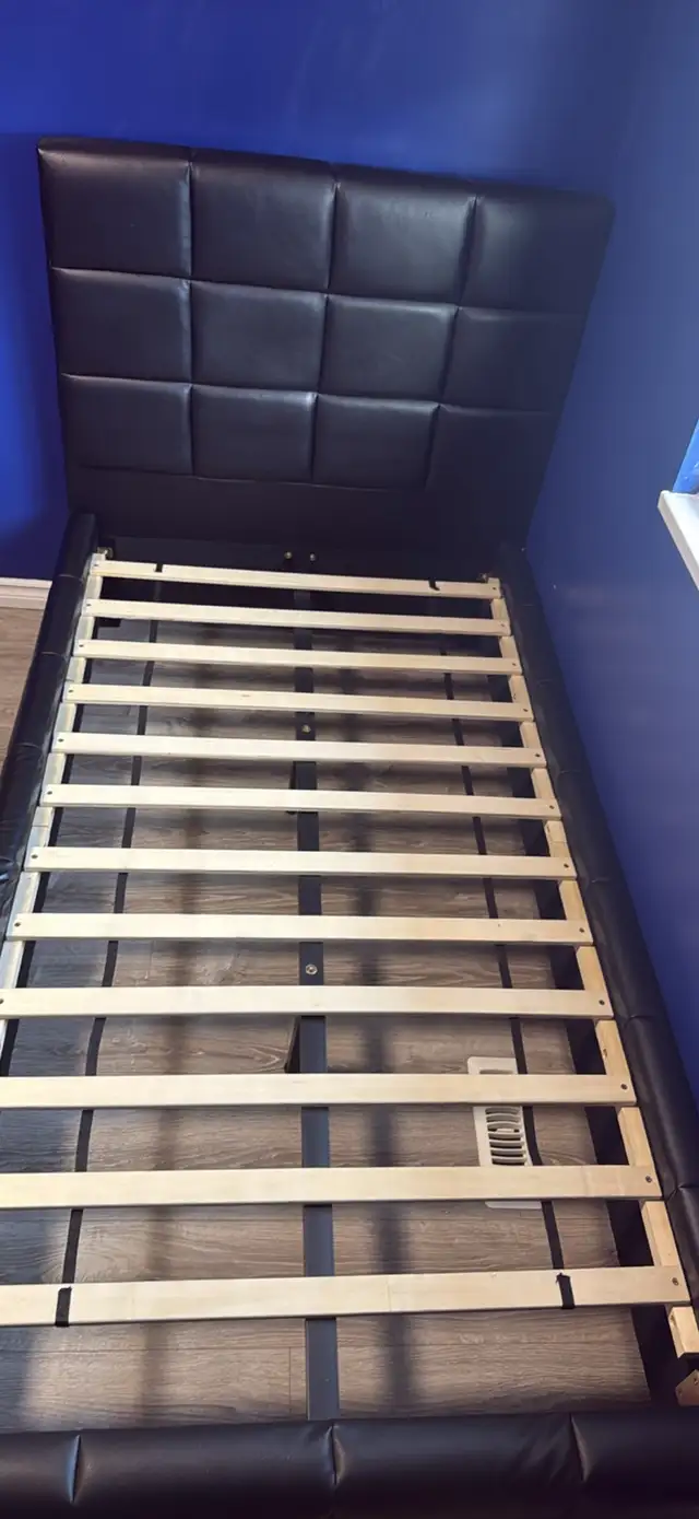 bed frame in Beds & Mattresses in Richmond - Image 5