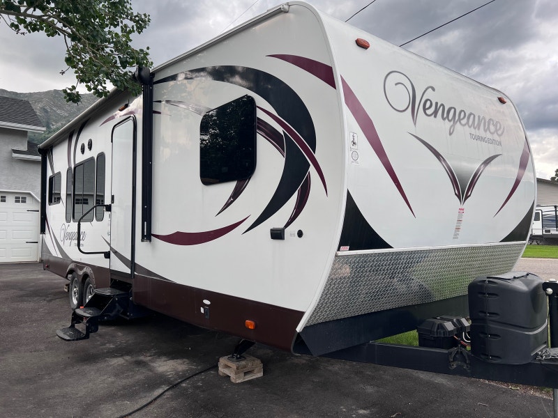 2015 vengeance toy hauler. 27bh14 Travel Trailers & Campers
