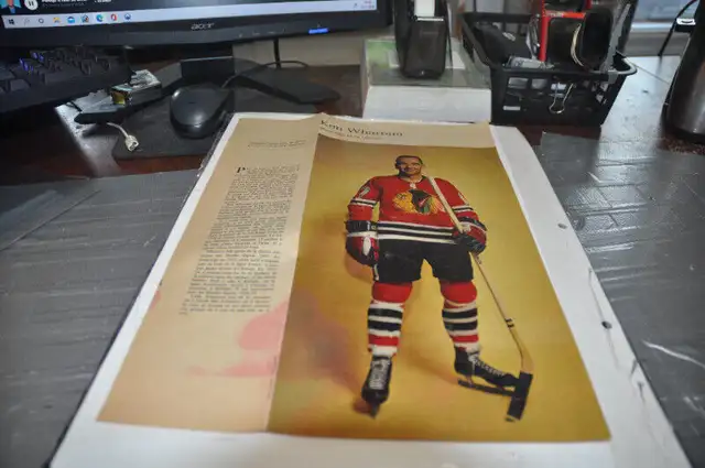 Ken wharram Chicago Black Hawks nhl hockey 1964 from quebec 1 in Arts & Collectibles in Victoriaville - Image 6