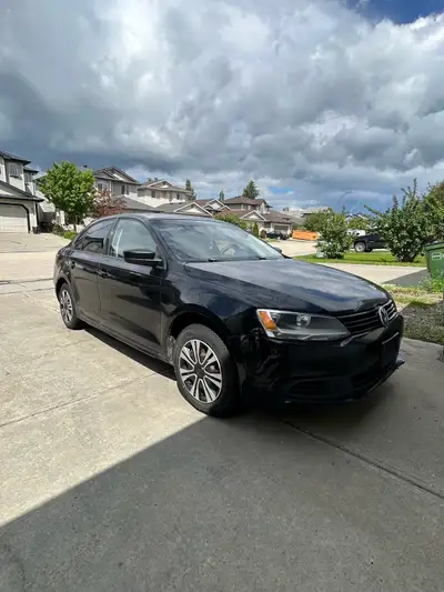 **Please read full description** Selling my clean, well-maintained VW Jetta because I'm moving. The...