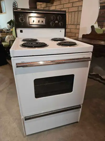 Inglis Liberator 24 inch stove, View more