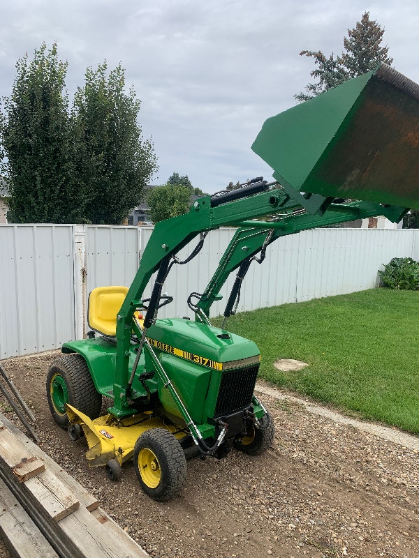John deere 317 Lawn Tractor with Mower and Front End Loader