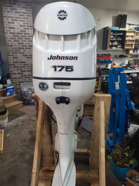 2004 Johnson 175HP Outboard 2 stroke V6 carburated motor