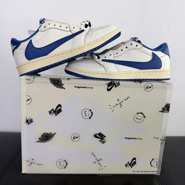 Jordan 1 Retro Low SP Fragment x Travis Scott Sail Military Blue in Costumes in City of Toronto - Image 2