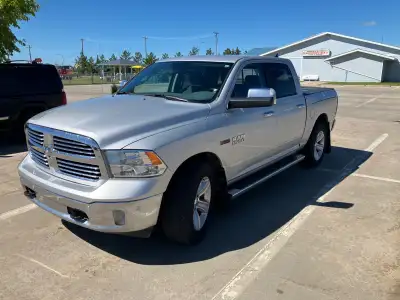 2018 Ram 1500 Eco-Diesel. Runs and drives great. Amazing fuel mileage. Factory remote start, tonneau...