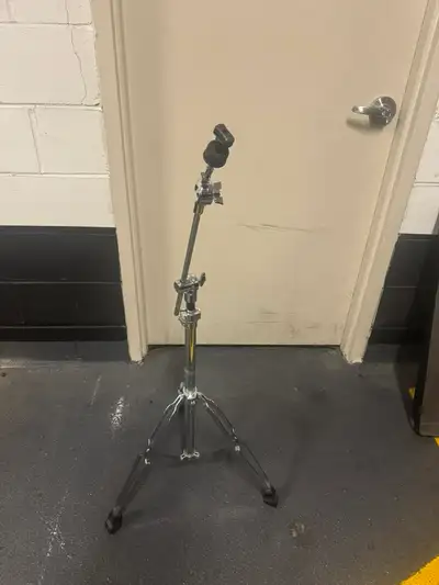 Pearl / DW Drum Hardware – Boom Stands + Snare Stand – Excellent, View more