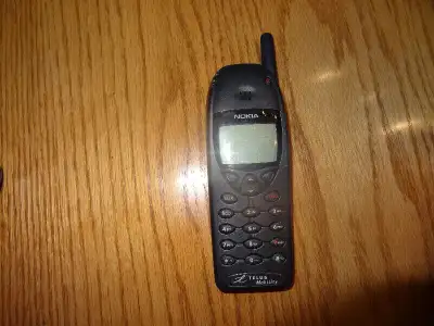 Nokia 6185 mobile phone, View more