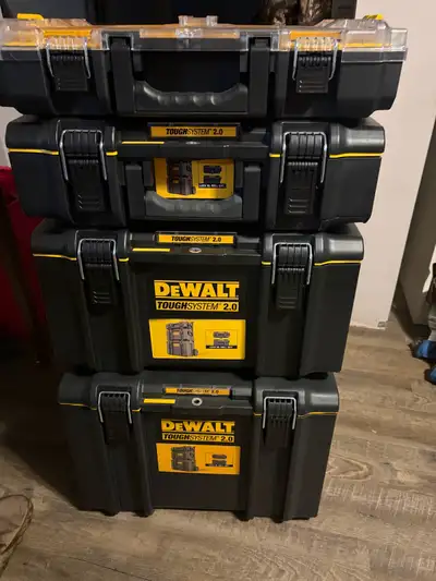 This set of DEWALT ToughSystem 2.0 tool boxes is in excellent, like-new condition, offering a profes...