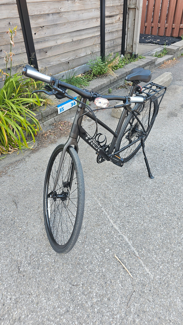 Trek FX 3 Disque Stagger excellent état dans Randonnée, ville et hybrides  à Ville de Montréal