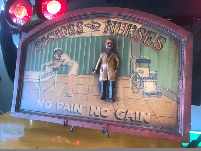 Vintage Wood sign Doctors & Nurses bar sign, decor, in Arts & Collectibles in Calgary - Image 4