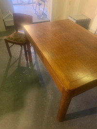 Solid oak dining table & 6 chairs
