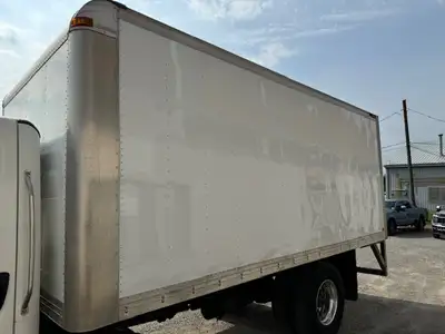 2017 18' Aluminum Multi-Vans Van Body. Translucent ceiling, plywood with e-trac, hardwood floor, alu...