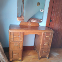 1930 Vanity Dresser - in good condition