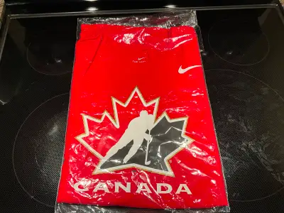Chandail Équipe Canada, View more