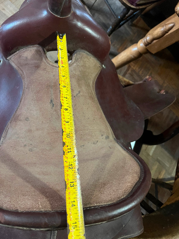 Western saddles in Equestrian & Livestock Accessories in New Glasgow - Image 2