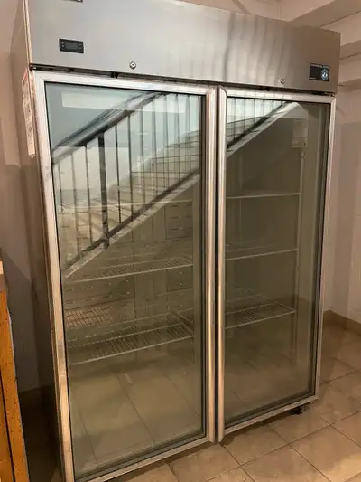 Awesome opportunity to buy top quality used restaurant kitchen equipment: *** Make me a fair offer**...