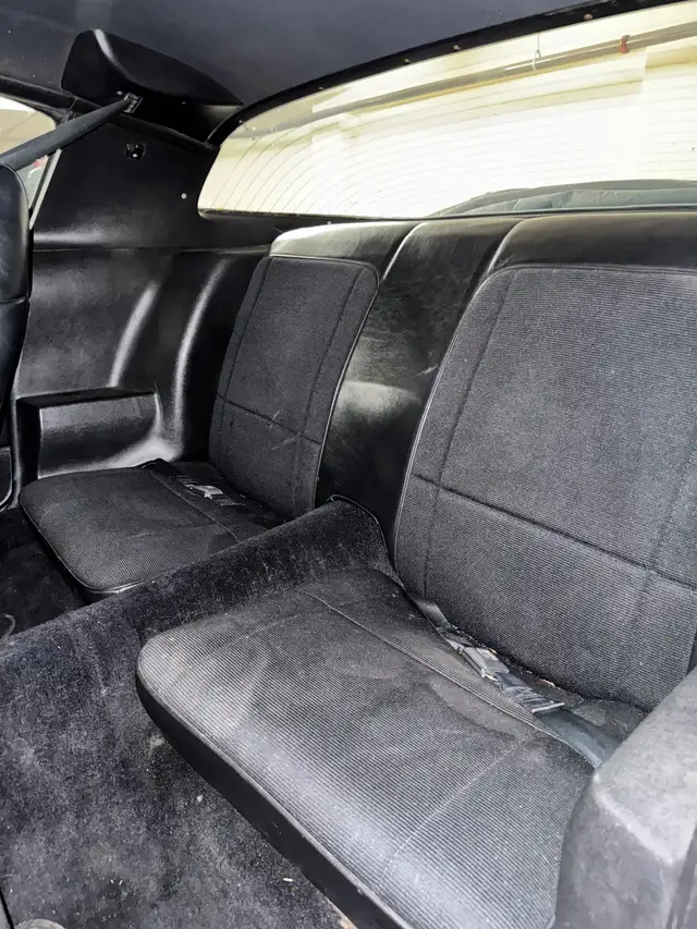 1980 Chevrolet Camaro in Classic Cars in Downtown-West End - Image 10