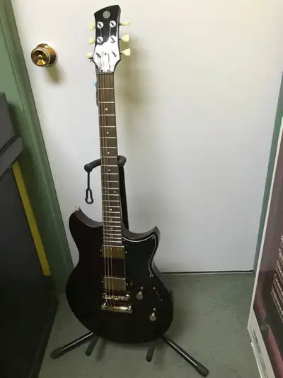 GUITARE ÉLECTRIQUE YAMAHA REVSTAR spécial démo, View more