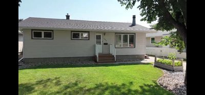 Welcome to this well-maintained mid-century modern family home, perfectly situated in a highly desir...